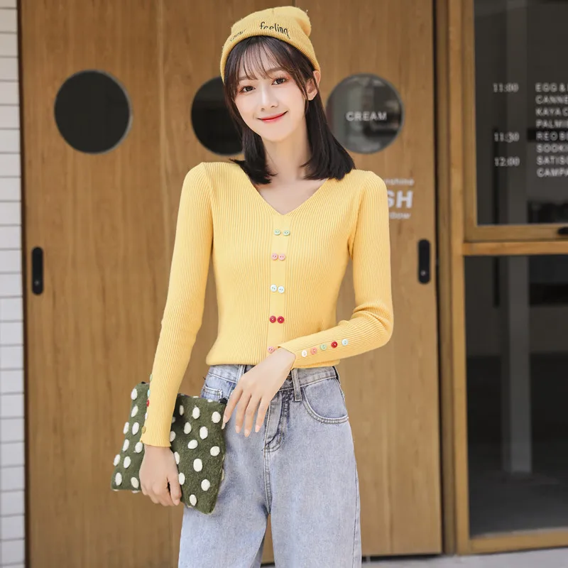 Women's Slim Sweaters 2021 Spring Autumn Long Sleeve Thin Ladies V-neck Jumper Casual Knitted Tops Buttons Female Pullover 
Women's Slim Sweaters 2021 Spring Autumn Long Sleeve Thin Ladies V-neck Jumper Casual Knitted Tops Buttons Female Pullover