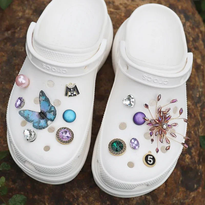 Украшение для обуви Crocs, слайды, милые кристаллы, подвески, заклепки, цепочки стразы, DIY тапочки, аксессуары, Бисероплетение для сабо
Украшение для обуви Crocs, слайды, милые кристаллы, подвески, заклепки, цепочки стразы, DIY тапочки, аксессуары, Бисероплетение для сабо