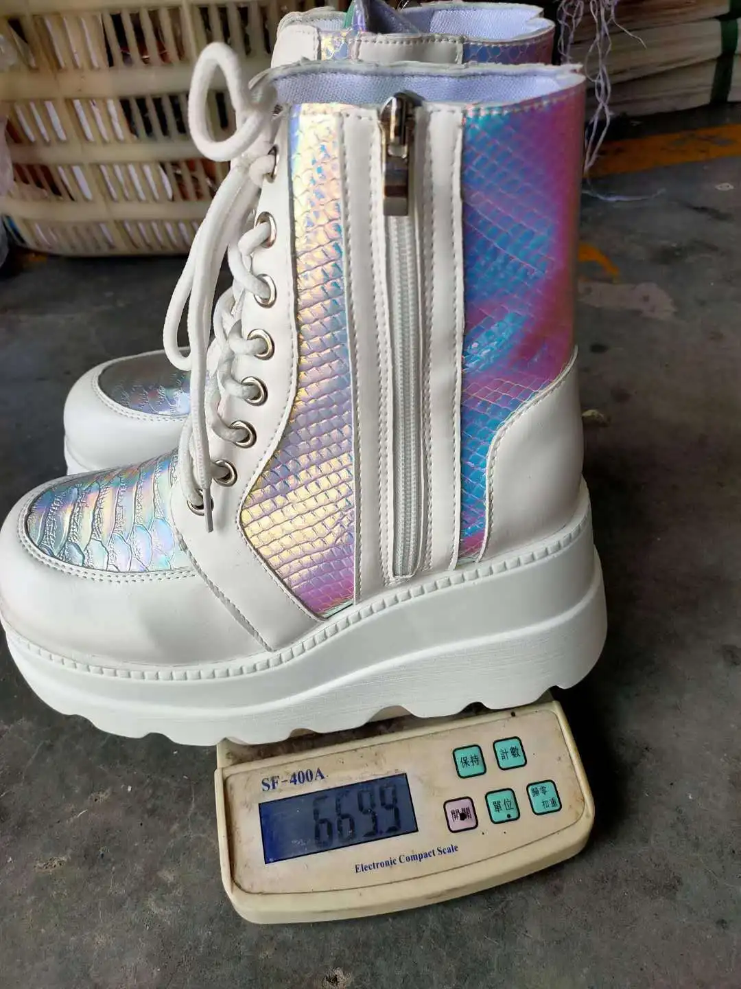 heel color and winter muffin Women's boots 2020 new large short boots women's shoes
heel color and winter muffin Women's boots 2020 new large short boots women's shoes
