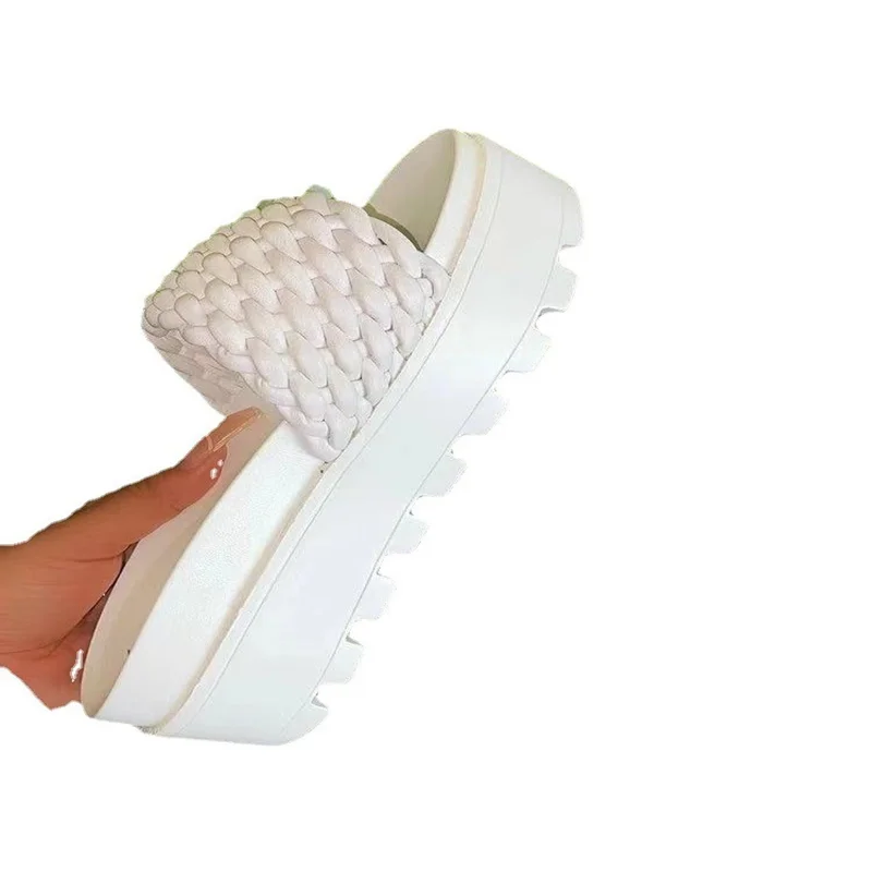 Women's Sandals 2021 Spring and Summer New Fashion Indoor Slippers Thick Bottom Solid Color Pu Beach Sandals and Slippers
Women's Sandals 2021 Spring and Summer New Fashion Indoor Slippers Thick Bottom Solid Color Pu Beach Sandals and Slippers