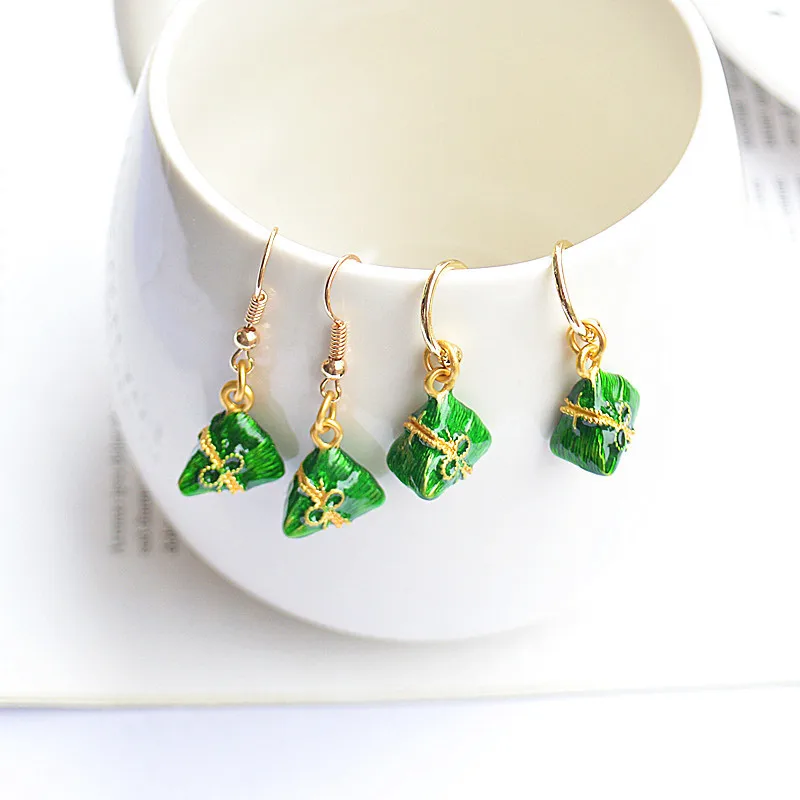 Chinese style earrings gourmet rice dumpling earrings cute and exquisite 3D simulation food earrings fashion women's jewelry
Chinese style earrings gourmet rice dumpling earrings cute and exquisite 3D simulation food earrings fashion women's jewelry