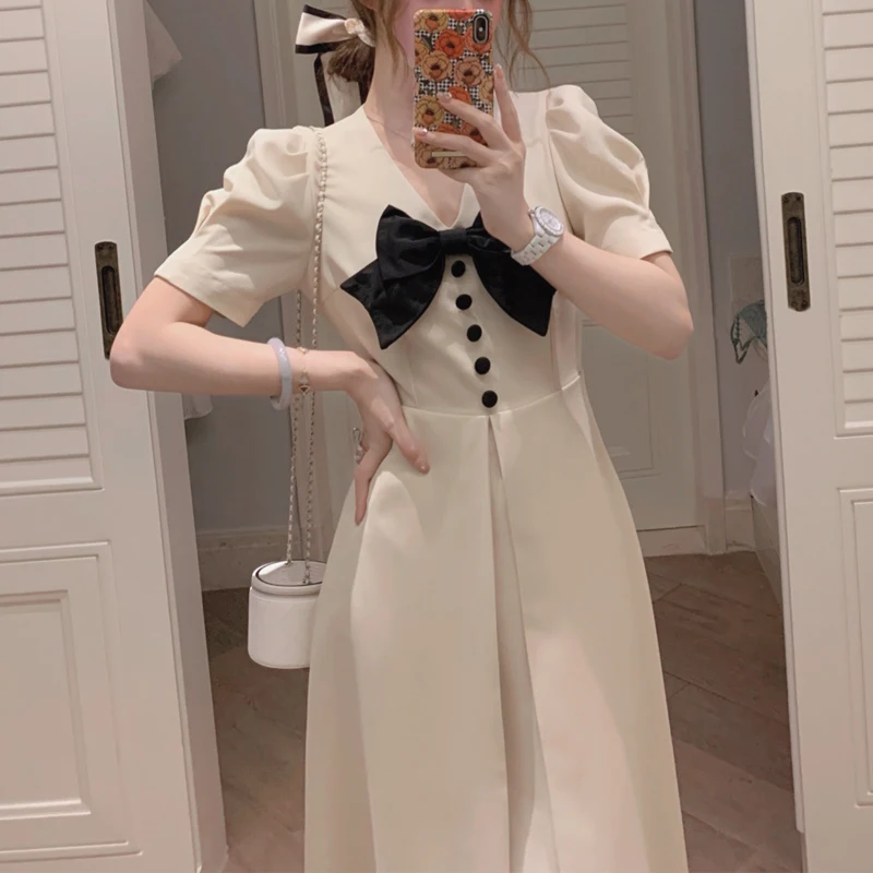 Korean Fashion Solid Elegant Midi Dresses Women Casual Short Sleeve Sweet Vintage Dress Office Ladies Bow Design 2021 Sumemr
Korean Fashion Solid Elegant Midi Dresses Women Casual Short Sleeve Sweet Vintage Dress Office Ladies Bow Design 2021 Sumemr