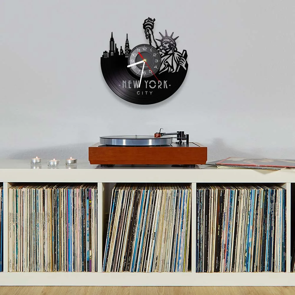 

New York Cityscape Modern Wall Clock Made of Gramophone Record Statue of Liberty Landmarks Wall Watch With LED Backlight Artwork