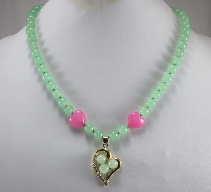 Оптовая продажа Нефритовое ожерелье 18 дюймов светло-зеленого цвета и