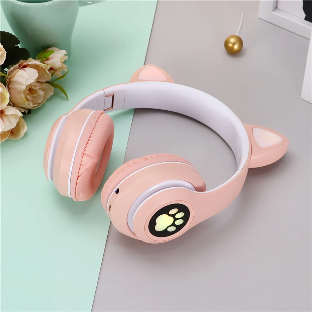 Wireless Cat Ears Cosplay Gaming Folding Wireless Headphones LED Glowing PC USB HIFI
Wireless Cat Ears Cosplay Gaming Folding Wireless Headphones LED Glowing PC USB HIFI