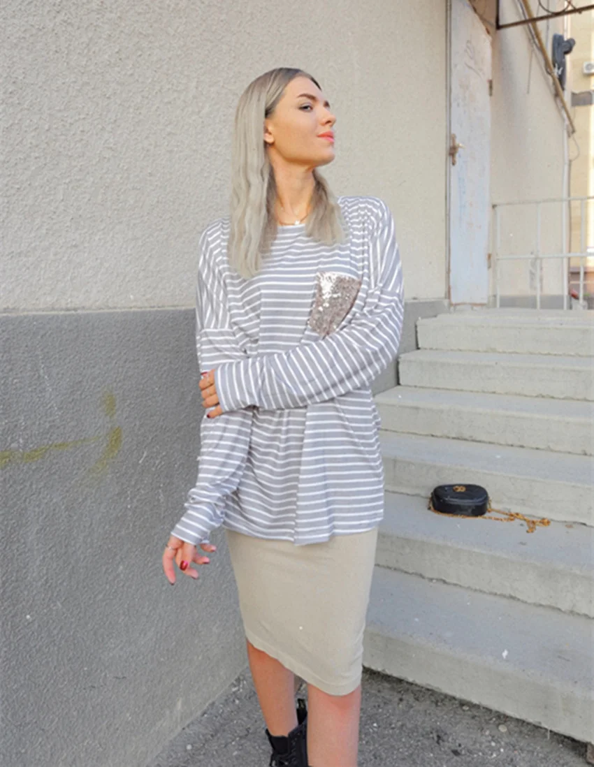 Female O-neck T-shirt Hot Sale Tees Striped Top Women Long Sleeve T Shirt Casual Loose Tee Shirts Women Autumn Tops Tee
Female O-neck T-shirt Hot Sale Tees Striped Top Women Long Sleeve T Shirt Casual Loose Tee Shirts Women Autumn Tops Tee