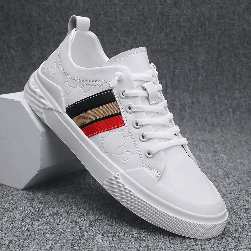 Men's shoes 2021 spring and autumn new men's leather all-match white shoes casual sports shoes party shoes lovers trend shoes
Men's shoes 2021 spring and autumn new men's leather all-match white shoes casual sports shoes party shoes lovers trend shoes