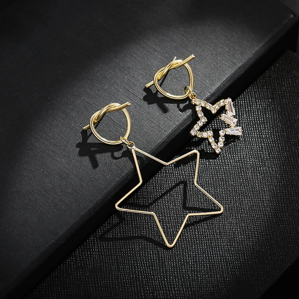 Korean Version Of S925 Silver Needle Fashion Personality Long Asymmetric Earrings Simple Temperament Tassel Earrings
Korean Version Of S925 Silver Needle Fashion Personality Long Asymmetric Earrings Simple Temperament Tassel Earrings