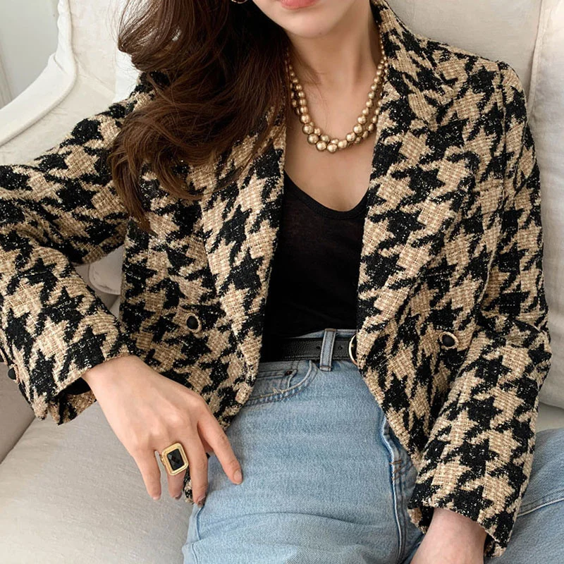 Korean Long Sleeve Tweed Coat Chic Winter Simple Lapel Check Cardigan Top Short Thickened Female
Korean Long Sleeve Tweed Coat Chic Winter Simple Lapel Check Cardigan Top Short Thickened Female
