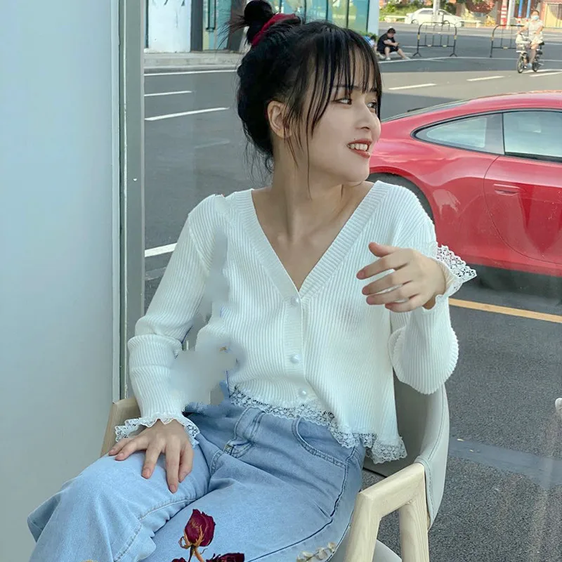 Sweater Cardigan Autumn Lace Patchwork V-neck Knitted Coat Korean Crop Tops Short Knitwear Cute Sueter Mujer Cotton Polyester
Sweater Cardigan Autumn Lace Patchwork V-neck Knitted Coat Korean Crop Tops Short Knitwear Cute Sueter Mujer Cotton Polyester