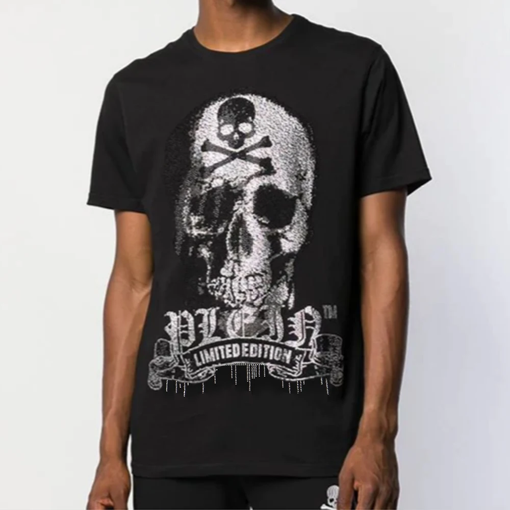 PLEIN BEAR 2023 Summer New Crystal Superimposed Skull Men T-shirts Comfortable 100% Cotton Breathable Tops Couple Matching
PLEIN BEAR 2023 Summer New Crystal Superimposed Skull Men T-shirts Comfortable 100% Cotton Breathable Tops Couple Matching