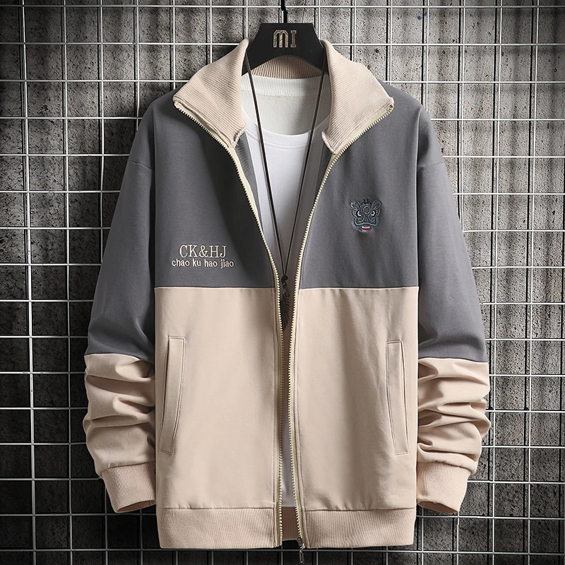 2020 Fashion Men's Coat England Style Spring Autumn Patchwork Color Male jacket Casual Streetwear Harajuku Men clothing jackets
2020 Fashion Men's Coat England Style Spring Autumn Patchwork Color Male jacket Casual Streetwear Harajuku Men clothing jackets