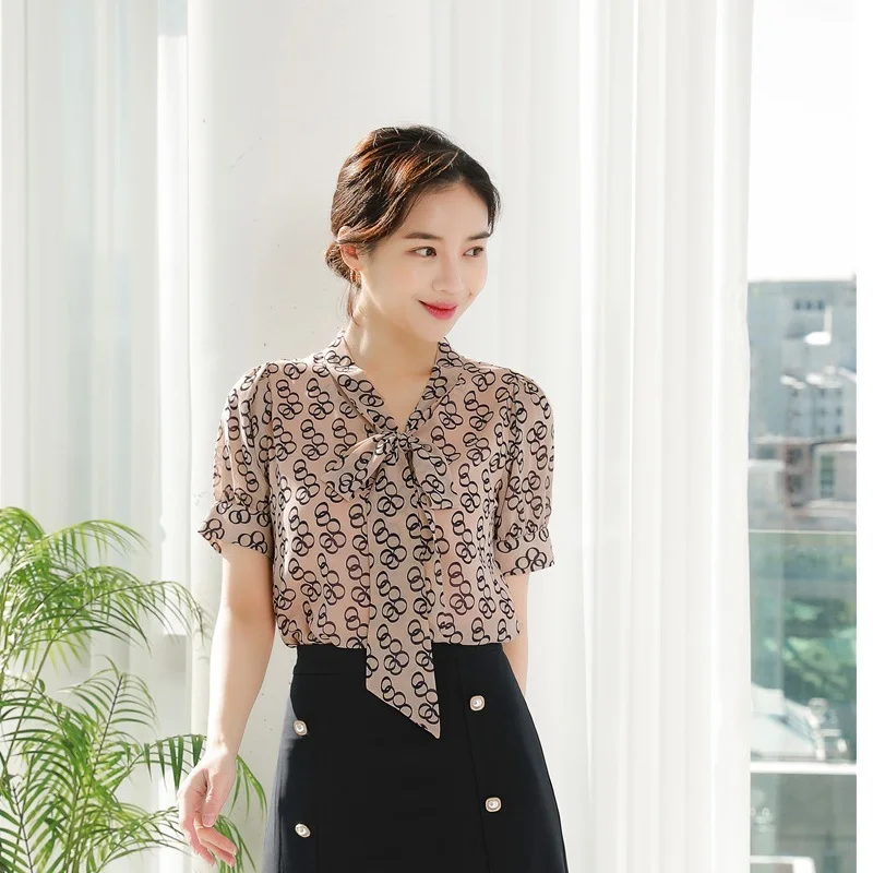 2021 Summer Elegant Pink Office Ladies Work Wear Blouse Female Tops Clothes OL Formal Uniform Designs Business Shirt for Women
2021 Summer Elegant Pink Office Ladies Work Wear Blouse Female Tops Clothes OL Formal Uniform Designs Business Shirt for Women