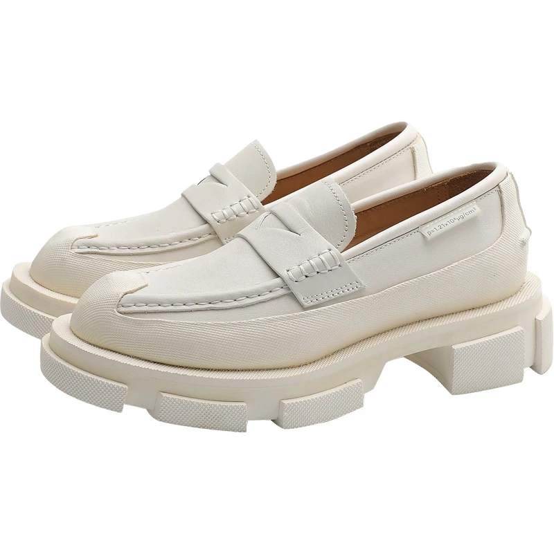 Autumn New Style White Fashion Shoes Women's Pumps Retro Thick-soled Leather Thick-heeled Single Shoes Pedal Mid-heel Loafers
Autumn New Style White Fashion Shoes Women's Pumps Retro Thick-soled Leather Thick-heeled Single Shoes Pedal Mid-heel Loafers