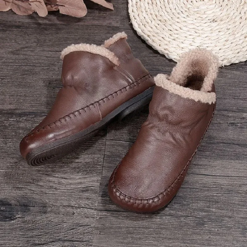 2021 Ultralight Women's Leather Boots Furry Warm Comfy Woman Winter Shoes Females Soft Sole Flats Cotton Shoes Ladies Short Boot
2021 Ultralight Women's Leather Boots Furry Warm Comfy Woman Winter Shoes Females Soft Sole Flats Cotton Shoes Ladies Short Boot