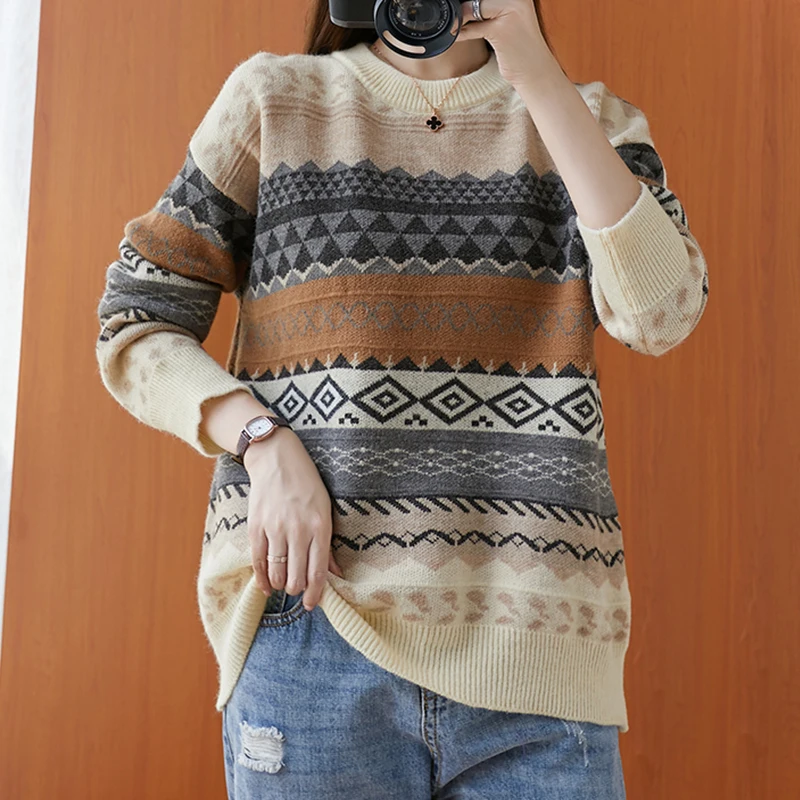 2021 Women Vintage Pullover And Sweaters Winter Loose Style Striped Pull Jumpers Korean Style Knitwear Casual Tops Femme
2021 Women Vintage Pullover And Sweaters Winter Loose Style Striped Pull Jumpers Korean Style Knitwear Casual Tops Femme