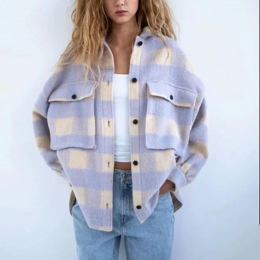 Stylish Sweet Plaid Woolen Shirt Jackets Women Fashion Pockets Turn-down Collar Check Jacket Cute Girls Chic Coat Streetwear
Stylish Sweet Plaid Woolen Shirt Jackets Women Fashion Pockets Turn-down Collar Check Jacket Cute Girls Chic Coat Streetwear