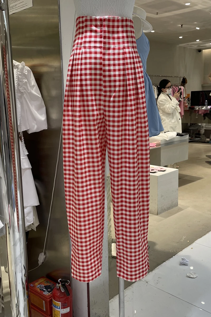 Retro Plaid Casual Pants Women's 2021 Summer High Waist Streetwear Split Baggy Pants Female Elastic Waist Thin Straight Pants
Retro Plaid Casual Pants Women's 2021 Summer High Waist Streetwear Split Baggy Pants Female Elastic Waist Thin Straight Pants