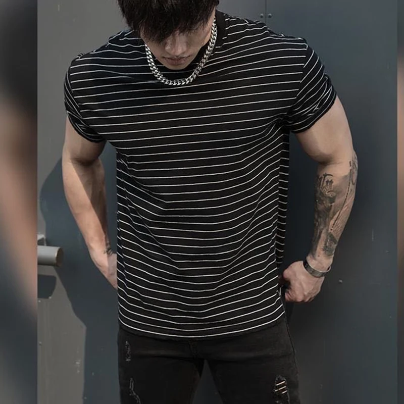 Sports and leisure short-sleeved T-shirt men's summer striped muscle men's fitness clothes sweat-absorbent sports top
Sports and leisure short-sleeved T-shirt men's summer striped muscle men's fitness clothes sweat-absorbent sports top