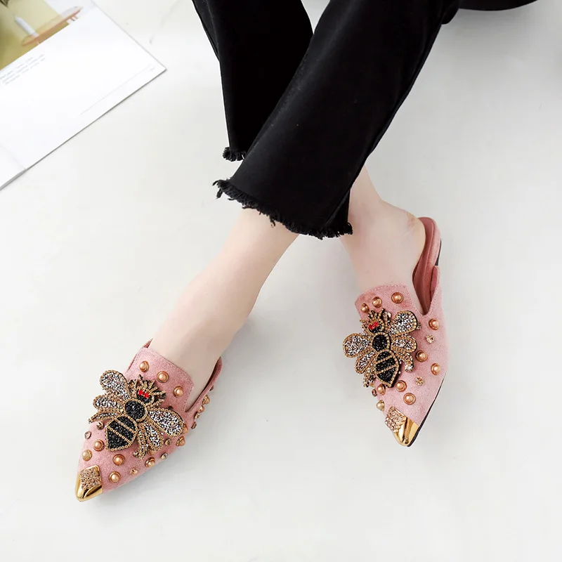 SWYIVY 2019 Women Slipper Pointed Toe Rivet Bee Spring Female Luxury Slippers Lady Outside Wear Slides Woman Slippers 40
SWYIVY 2019 Women Slipper Pointed Toe Rivet Bee Spring Female Luxury Slippers Lady Outside Wear Slides Woman Slippers 40