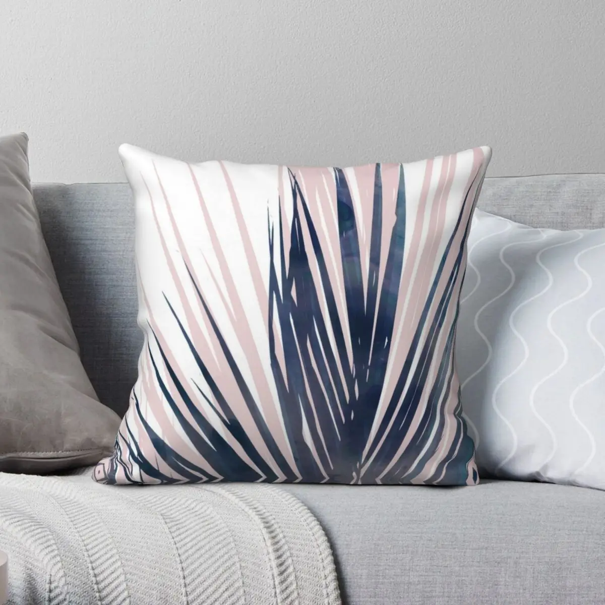 Современный квадратный Чехол на подушку с пальмовым листьем в темно-синем и розовом цвете, полиэстеровый льняной бархатный декоративный чехол на молнии, декоративная подушка для автомобиля
Современный квадратный Чехол на подушку с пальмовым листьем в темно-синем и розовом цвете, полиэстеровый льняной бархатный декоративный чехол на молнии, декоративная подушка для автомобиля