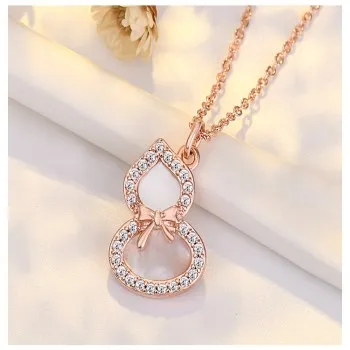 Diamond Mother Shell Gourd Necklace Pendant Imitation Sterling Silver 18k Niche Design Online Celebrity Lucky Clavicle Chain 124
Diamond Mother Shell Gourd Necklace Pendant Imitation Sterling Silver 18k Niche Design Online Celebrity Lucky Clavicle Chain 124