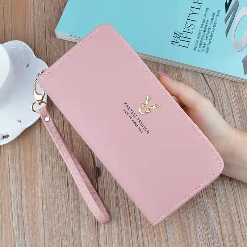 Women's wallet Ladies mobile phone bag long antlers printing new clutch bag star single zipper hand strap bag Multiple color 889
Women's wallet Ladies mobile phone bag long antlers printing new clutch bag star single zipper hand strap bag Multiple color 889