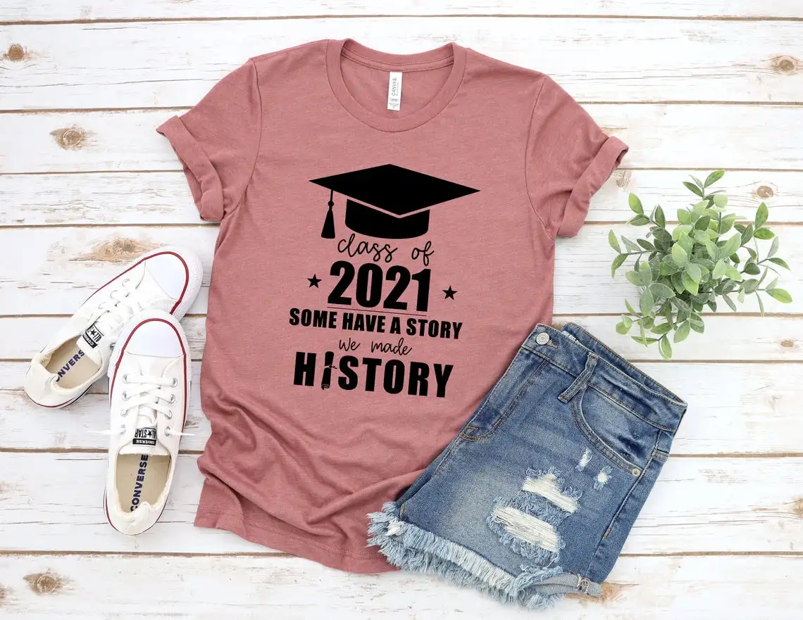У некоторых есть женская футболка с надписью «Story We Made History», женская рубашка Crewnwck, графическая футболка с докторской шляпой, унисекс, топы на...
У некоторых есть женская футболка с надписью «Story We Made History», женская рубашка Crewnwck, графическая футболка с докторской шляпой, унисекс, топы на...