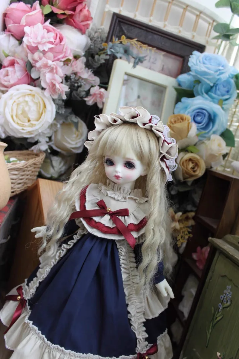 Handmade 1/6 BJD Dolls Clothes Apron Dress Accessories 30CM 60CM DIY Doll Suit for Girls Fashion Retro Princess Blythe Hat Wig
Handmade 1/6 BJD Dolls Clothes Apron Dress Accessories 30CM 60CM DIY Doll Suit for Girls Fashion Retro Princess Blythe Hat Wig