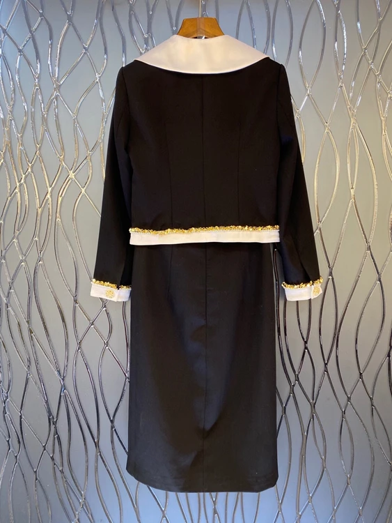 2021 early spring new fashion women's color matching lapels sequins color matching blouse + half skirt 2-piece set 109
2021 early spring new fashion women's color matching lapels sequins color matching blouse + half skirt 2-piece set 109