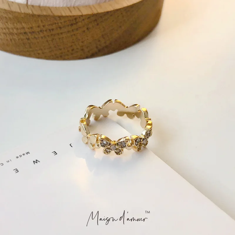 Wholesale Korean Fashion Butterfly Shiny Rhinestone Gold Plating Finger Ring Women Luxury Jewelry 
Wholesale Korean Fashion Butterfly Shiny Rhinestone Gold Plating Finger Ring Women Luxury Jewelry