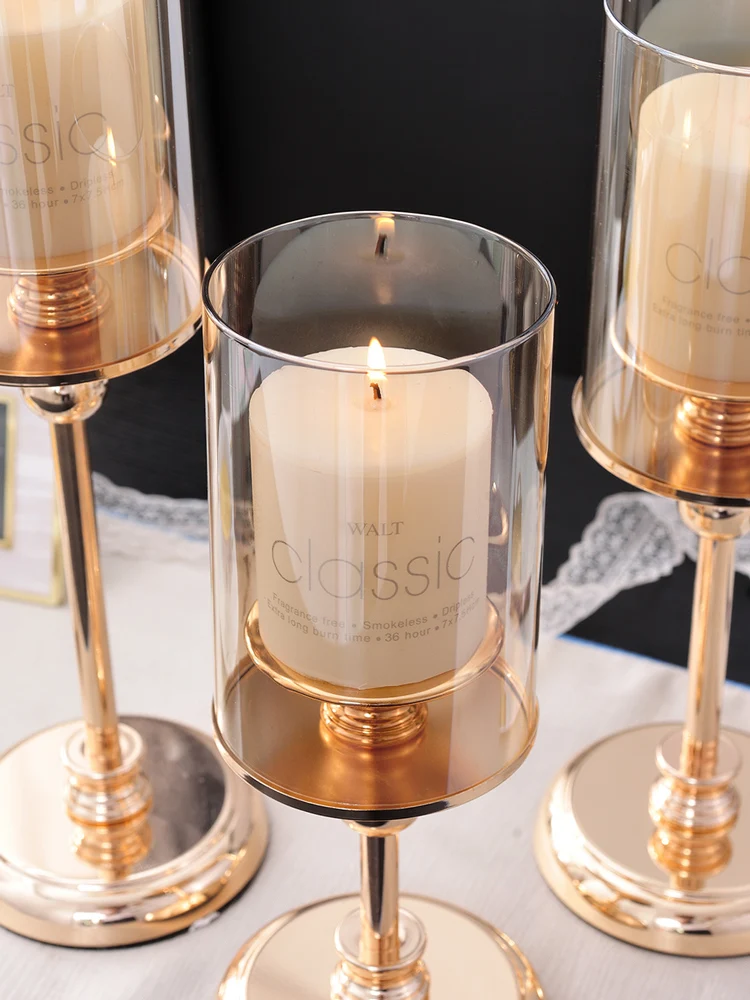 European Home Retro Candlelight Dinner Candle Holder Lamp Props Nordic Romantic Christmas Candle Holder Dining Table Decoration
European Home Retro Candlelight Dinner Candle Holder Lamp Props Nordic Romantic Christmas Candle Holder Dining Table Decoration