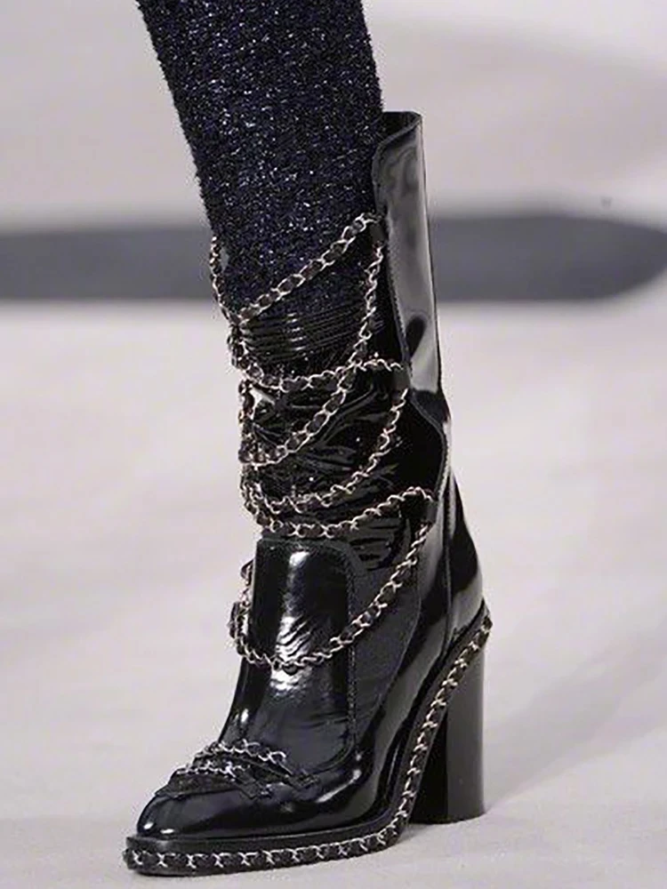 Street Style Metal Chain Square Heel Motorcycle Boots Pointed Toe Ladies Take Off Shaft Versatile Boots Spring Martin Booties
Street Style Metal Chain Square Heel Motorcycle Boots Pointed Toe Ladies Take Off Shaft Versatile Boots Spring Martin Booties