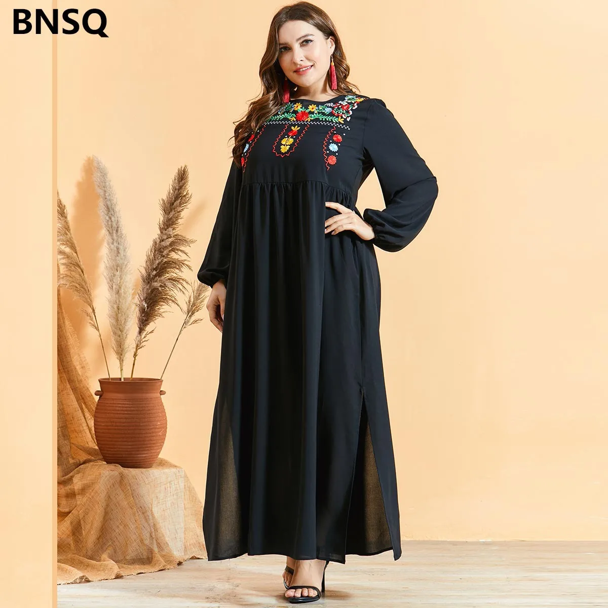 9480 Embroidery Fold Dubai Women Dress Muslim Abaya Robe Islam Long Dress Femme Plus Size Clothing Open fork Muslim Robe
9480 Embroidery Fold Dubai Women Dress Muslim Abaya Robe Islam Long Dress Femme Plus Size Clothing Open fork Muslim Robe
