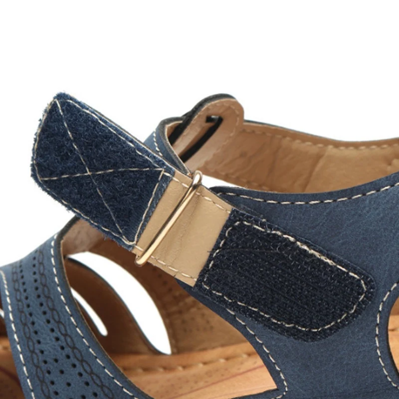 2021 New Women Sandals Summer Casual Sewing Buckle Comfortable Hollow Out Wedge Platform Sandals Women Shoes Plus Size Sandals
2021 New Women Sandals Summer Casual Sewing Buckle Comfortable Hollow Out Wedge Platform Sandals Women Shoes Plus Size Sandals