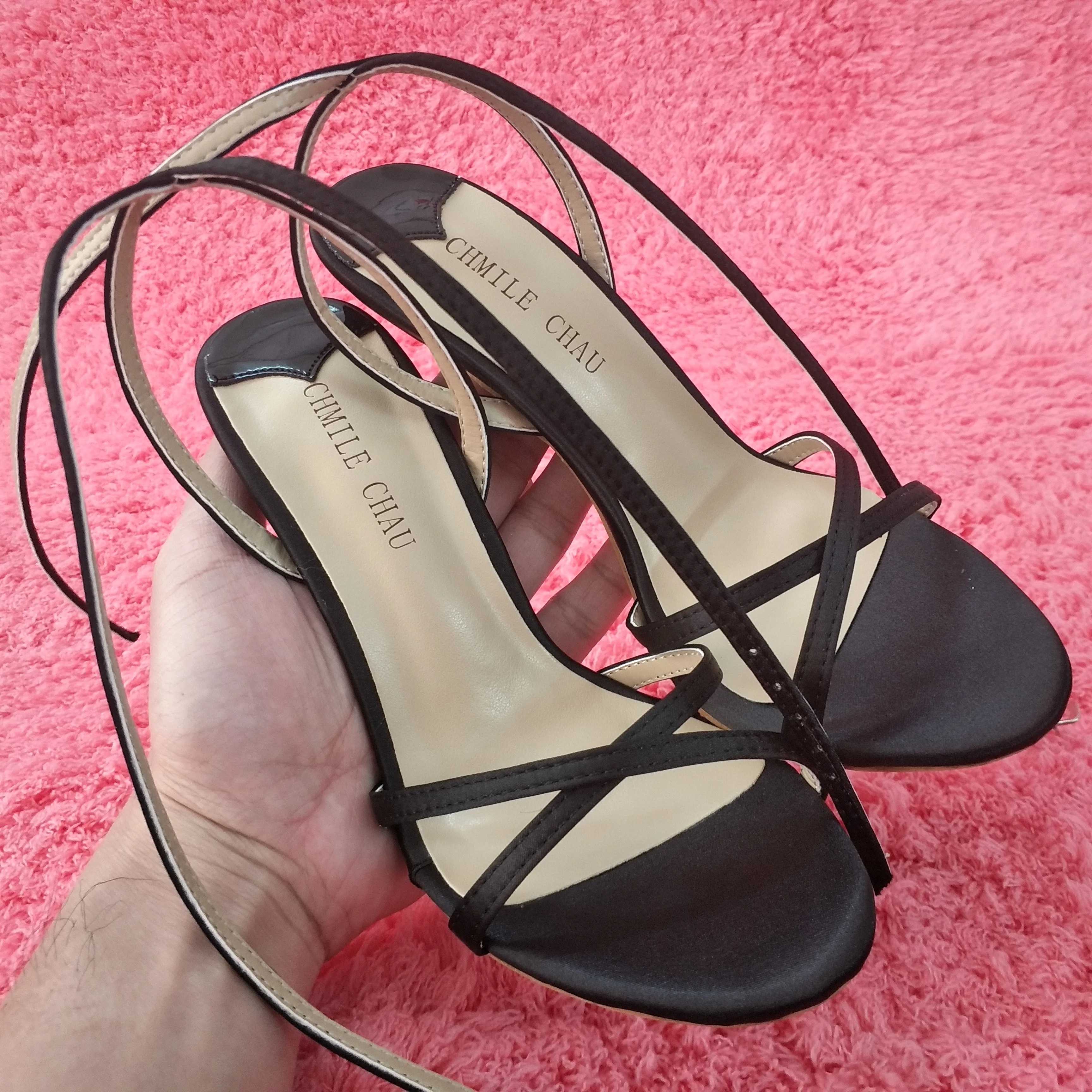 Sexy Black Satin Sandals High Heel Popular Bridals Dress Party Women Sandals Summer New Open Toe Ankle Strap Stiletto 10cm Heels
Sexy Black Satin Sandals High Heel Popular Bridals Dress Party Women Sandals Summer New Open Toe Ankle Strap Stiletto 10cm Heels