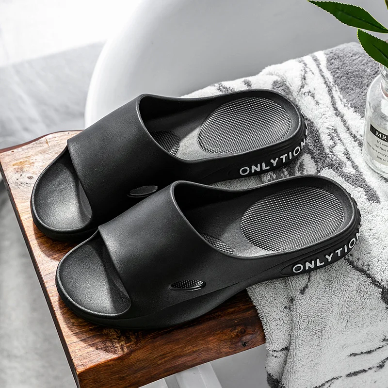 New Fashion Bathroom Slippers Women Anti-slip Solid Indoor Basic Slippers Men Summer Casual Home Slides Couples Shoes EVA Soles
New Fashion Bathroom Slippers Women Anti-slip Solid Indoor Basic Slippers Men Summer Casual Home Slides Couples Shoes EVA Soles