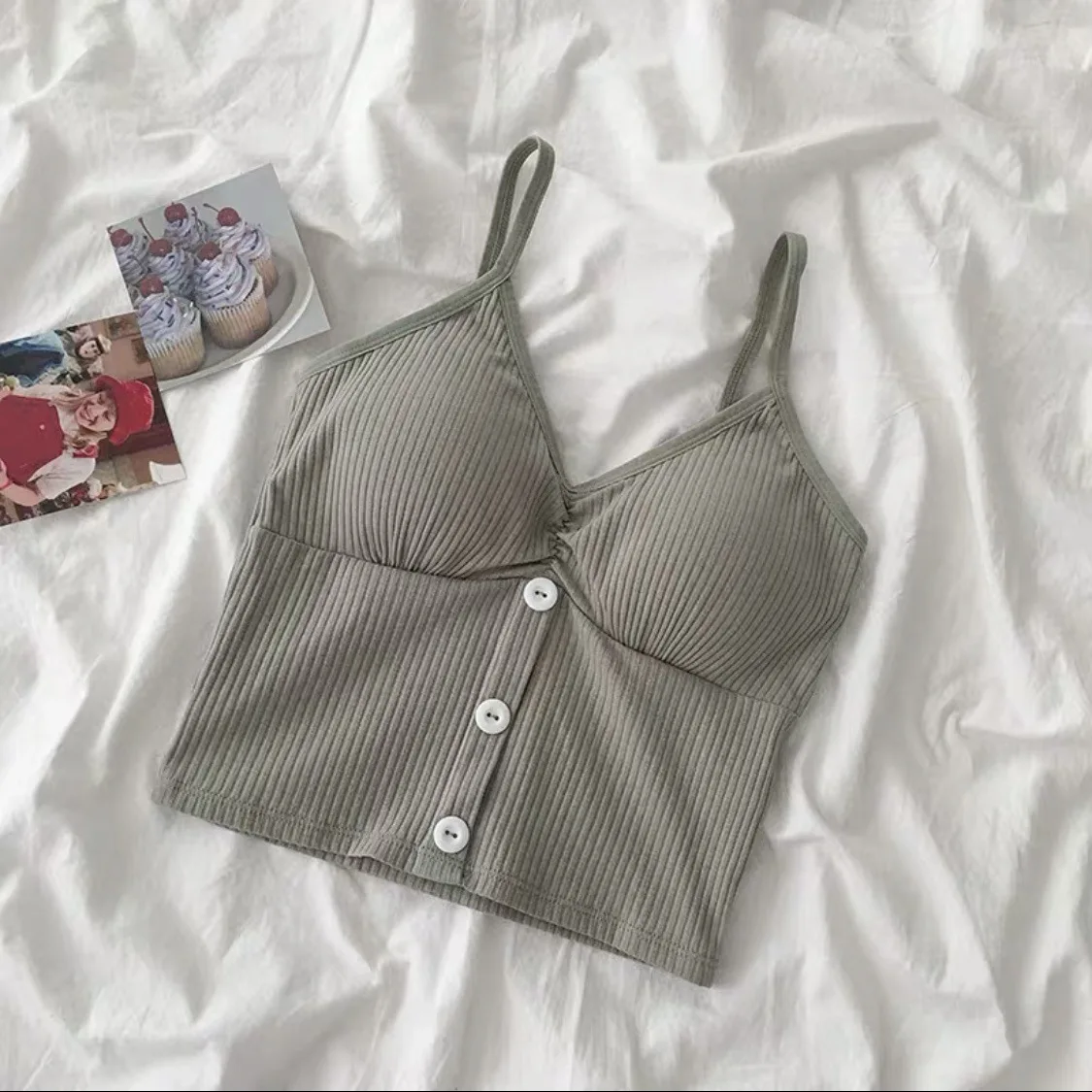 Summer New Women Wireless Bra Cotton Solid Tube Top Sexy Sling Underwear Fashion Girls Botton Design Cute Vest
Summer New Women Wireless Bra Cotton Solid Tube Top Sexy Sling Underwear Fashion Girls Botton Design Cute Vest