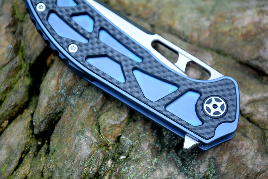 CH3509 Folding knife D2 blade Ball Bearing Titanium handle Outdoor Camping Hunting Pocket knife EDC tools
CH3509 Folding knife D2 blade Ball Bearing Titanium handle Outdoor Camping Hunting Pocket knife EDC tools