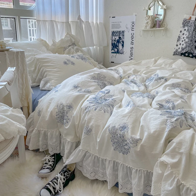 Alice secret garden French retro embroidery cotton washable cotton four piece quilt cover sheet bed warm comfrtable
Alice secret garden French retro embroidery cotton washable cotton four piece quilt cover sheet bed warm comfrtable