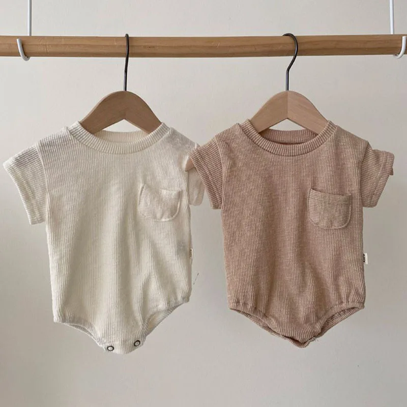 2021 Baby Summer Romper Boys and Girls Round Neck Short-sleeved Knitted Threaded Suit Kids Clothing
2021 Baby Summer Romper Boys and Girls Round Neck Short-sleeved Knitted Threaded Suit Kids Clothing