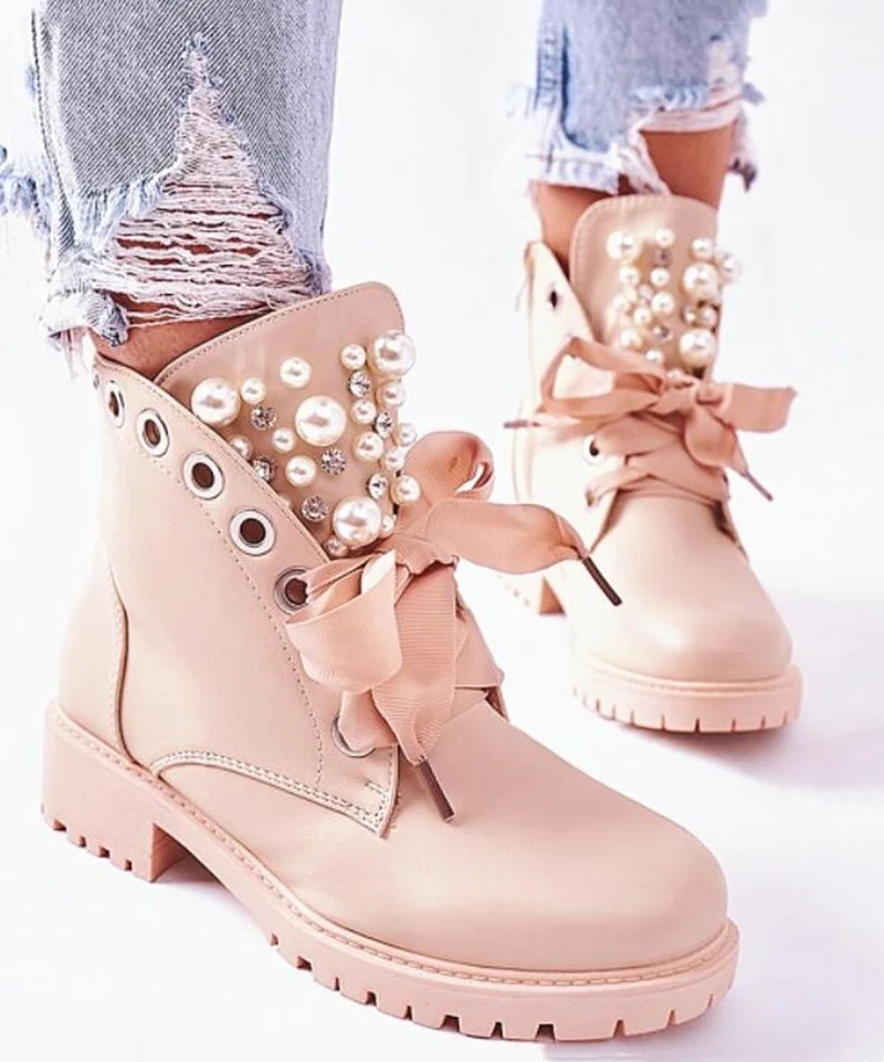Women Ankle Boots 2022 Autumn PU Leather Lace Up Motorcycle Boots Pearl Decor Casual Shoes Round Toe Lady Bootie Female Footwear
Women Ankle Boots 2022 Autumn PU Leather Lace Up Motorcycle Boots Pearl Decor Casual Shoes Round Toe Lady Bootie Female Footwear