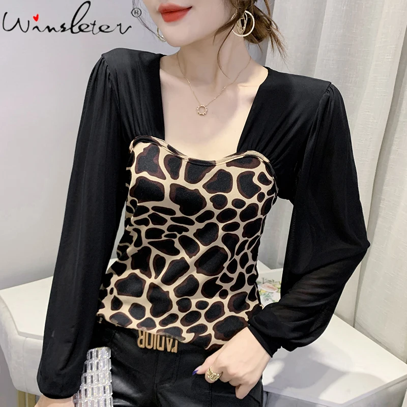 Женская футболка с V-образным вырезом, с пышными рукавами
Женская футболка с V-образным вырезом, с пышными рукавами