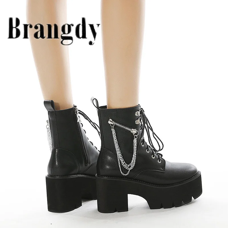 Женские ботинки на молнии, на толстом каблуке, с металлической цепочкой
Женские ботинки на молнии, на толстом каблуке, с металлической цепочкой