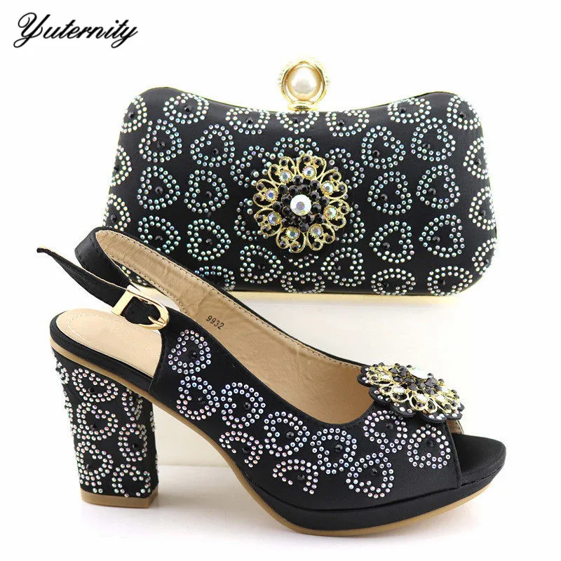 New Arrival Ladies Rhinestone Shoes And Purse Set Decorated With Rhinestone High Quality Italian Party Shoes And Bag TX-932
New Arrival Ladies Rhinestone Shoes And Purse Set Decorated With Rhinestone High Quality Italian Party Shoes And Bag TX-932