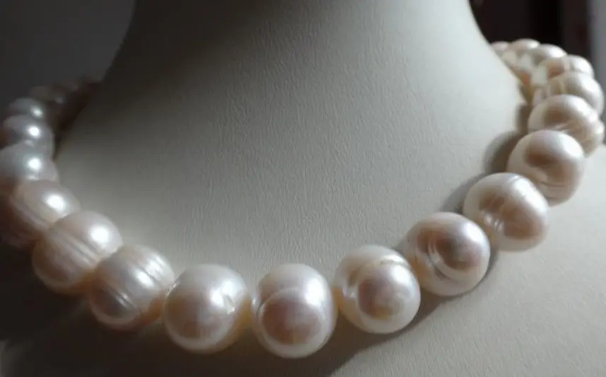 free shipping HUGE 18" 11-13MM SOUTH SEA GENUINE WHITE BAROQUE PEARL NECKLACE A+SA a(5.18)
free shipping HUGE 18" 11-13MM SOUTH SEA GENUINE WHITE BAROQUE PEARL NECKLACE A+SA a(5.18)