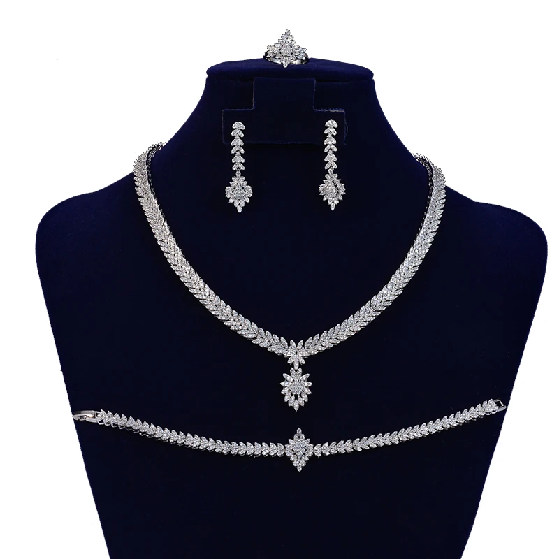 

Jewelry Sets HADIYANA Earrings Ring Bracelet And Necklace Sets Classic Charming Cubic Zirconia Elegant CN1110 Set Di Gioielli