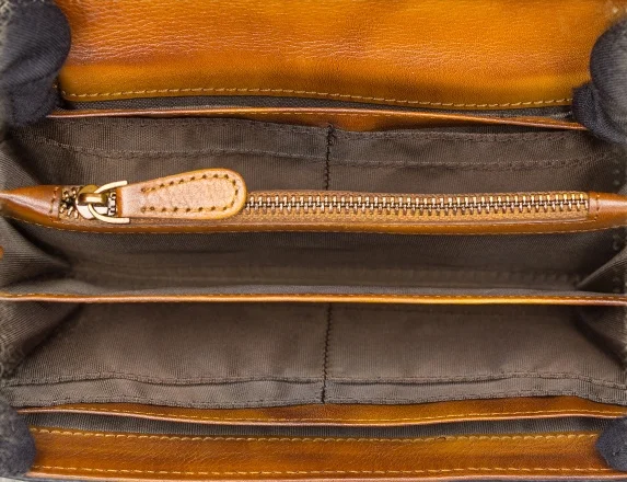 2021 New Retro Single Shoulder Messenger Bag Ladies Leather Clutch Bag Fashion Women's Wallet Luxury Causal
2021 New Retro Single Shoulder Messenger Bag Ladies Leather Clutch Bag Fashion Women's Wallet Luxury Causal