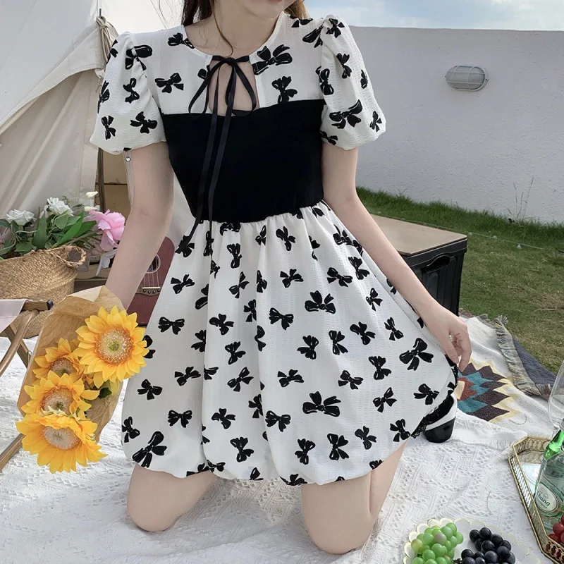 Женские летние платья-оверсайз, Белые Повседневные платья контрастных цветов с принтом бантов и квадратным воротником, 2021
Женские летние платья-оверсайз, Белые Повседневные платья контрастных цветов с принтом бантов и квадратным воротником, 2021