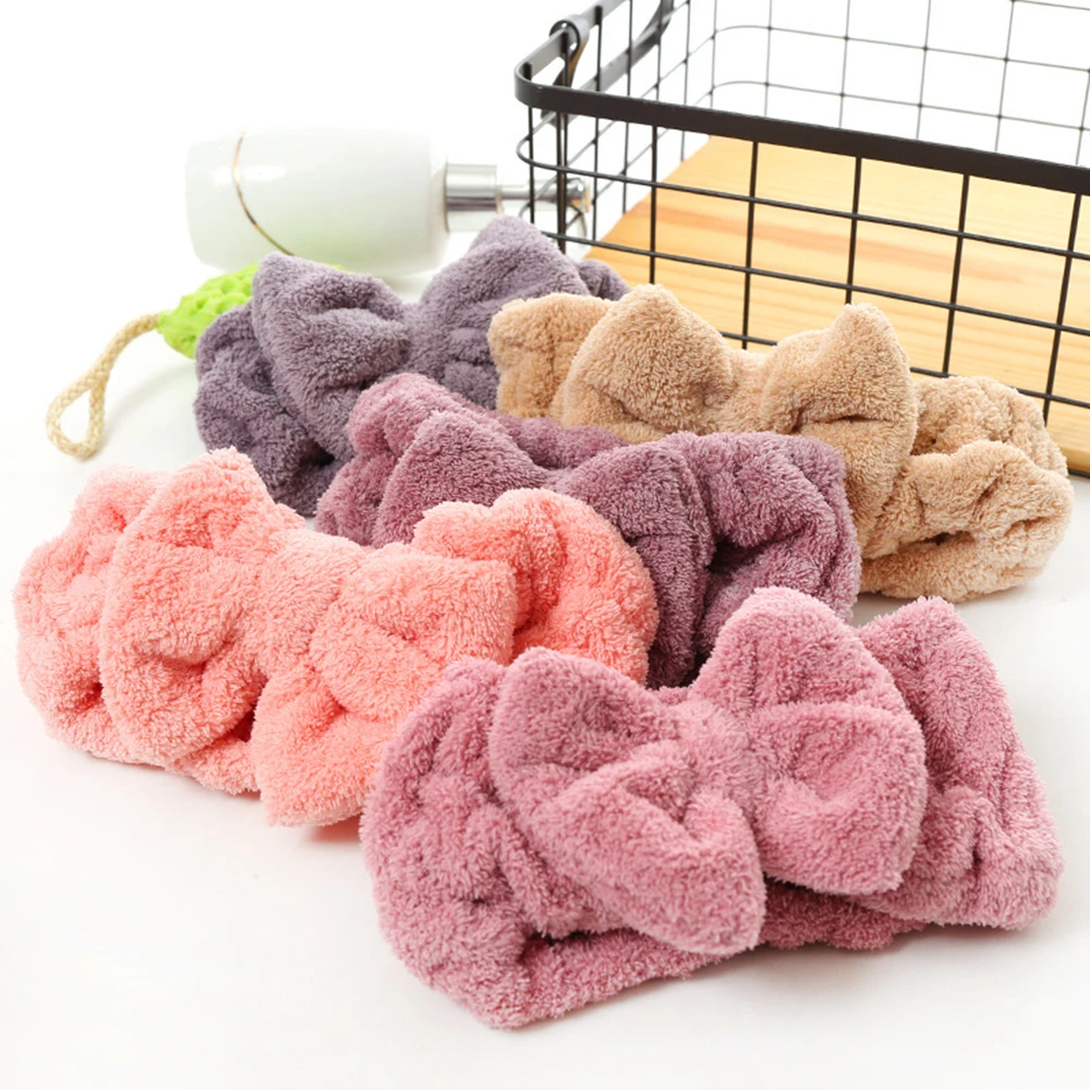 High Absorbent Quick Drying Towel Coral Fleece Towel With Shower Hat Warm Pure Color Fabric Bath Towel Bath Blanket Bathrobe 
High Absorbent Quick Drying Towel Coral Fleece Towel With Shower Hat Warm Pure Color Fabric Bath Towel Bath Blanket Bathrobe